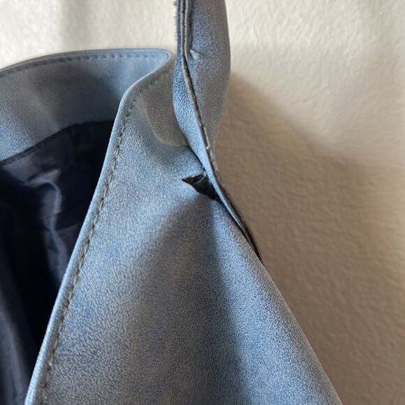 Saks Fifth Avenue Open Shopping Tote Faux Leather/Suede Blue Shoulder Bag 21x15 - Picture 9 of 13